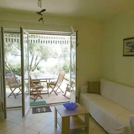 בית נופש Mare E Fiori Garden