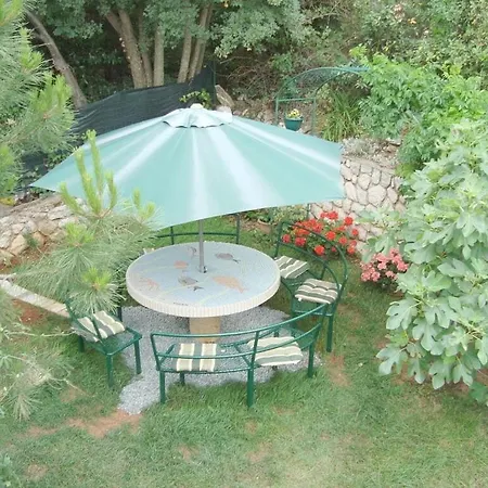 Mare E Fiori Garden ראבני